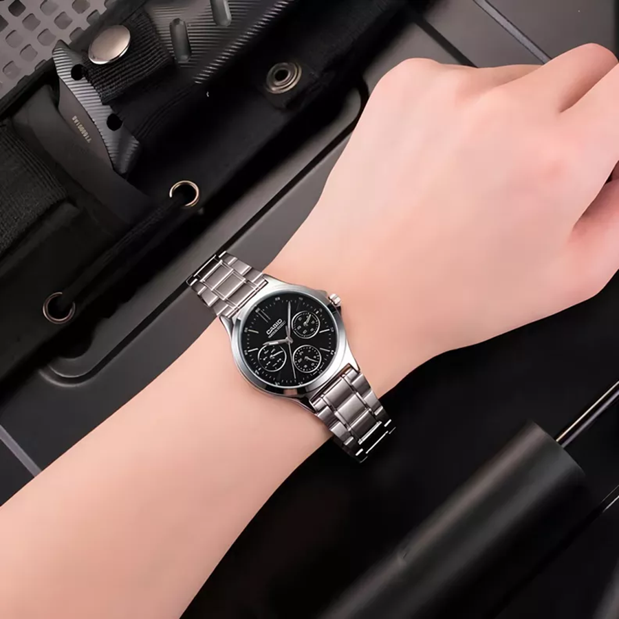 Reloj Casio LTPV300D-1A - Imagen 2